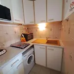 Апартаменты 2 Pieces Avec Loggia Amenagee A Marseillan-plage - Fr-1-326-863